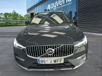 Usado Volvo XC60 Plus 351 CV (258 kW) 2023 Azul SUV