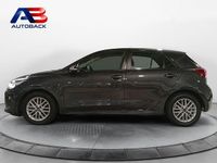 Usado Kia Rio 100 CV (73 kW) 2018 Negro Berlina
