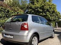 Usado VW Polo Match 75 CV (55 kW) 2005 Gris / plata Utilitario