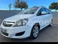 Usado Opel Zafira Family 110 CV (80 kW) 2013 Blanco Monovolumen