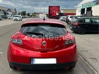 Usado Renault Mégane IV LIMITED 115 CV (84 kW) 2016 Rojo Coupe