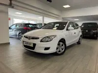 Usado Hyundai i30 Comfort 109 CV (80 kW) 2010 Blanco Berlina