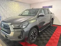 Usado Toyota HiLux 204 CV (150 kW) 2021 Gris / plata Pickup/Camioneta