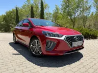 Usado Hyundai Ioniq 141 CV (103 kW) 2022 Rojo Utilitario