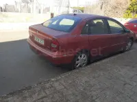 Usado Citroën C5 110 CV (80 kW) 2002 Granate Familiar
