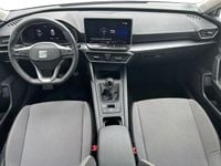 Usado Seat Leon Style 116 CV (85 kW) 2025 Blanco Berlina