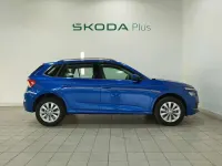 Usado Skoda Kamiq 110 CV (80 kW) 2022 Azul SUV