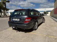 Usado Mercedes C320 Avantgarde 224 CV (164 kW) 2008 Gris / plata Familiar