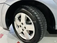 Usado Opel Meriva Cosmo 125 CV (91 kW) 2004 Azul Monovolumen