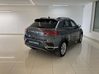Usado VW T-Roc Advance 150 CV (110 kW) 2021 Gris / plata SUV