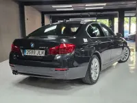 Usado BMW 525 Comfort Edition 218 CV (160 kW) 2015 Gris / plata Berlina