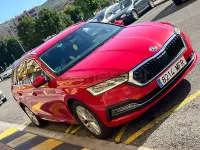 Usado Skoda Octavia Style 150 CV (110 kW) 2023 Rojo Familiar