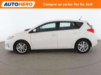 Usado Toyota Auris Active 126 CV (92 kW) 2014 Blanco Berlina