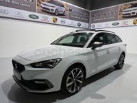 Usado Seat Leon FR 204 CV (150 kW) 2022 Blanco Familiar