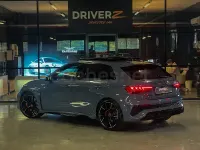Usado Audi RS3 Premium 400 CV (294 kW) 2023 Gris / plata Berlina