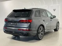 Usado Audi Q7 S-Line 286 CV (210 kW) 2023 Gris / plata SUV