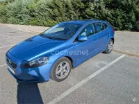Usado Volvo V40 Momentum 115 CV (84 kW) 2015 Azul Berlina