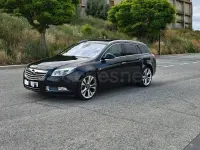 Usado Opel Insignia Sportive 160 CV (117 kW) 2012 Negro Familiar