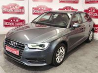 Usado Audi A3 Sportback Attraction 122 CV (89 kW) 2013 Gris Utilitario