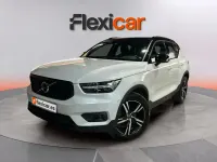 Usado Volvo XC40 150 CV (110 kW) 2019 Blanco SUV