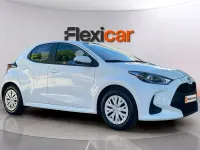 Usado Toyota Yaris Edition 125 CV (91 kW) 2023 Blanco Utilitario