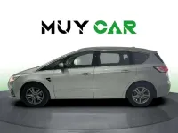 Usado Ford S-MAX Titanium 150 CV (110 kW) 2022 Gris Monovolumen