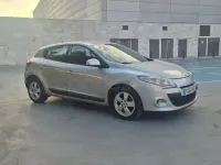 Usado Renault Mégane III Expression 105 CV (77 kW) 2009 Gris / plata Berlina