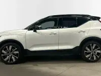 Begagnad Volvo XC40 Plus 211 HK (155 kW) 2022 Vit SUV