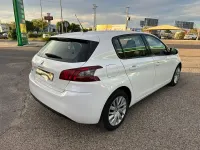 Usado Peugeot 308 Business-Line 100 HP (73 kW) 2020 Branco Sedan