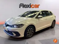 Usado VW Polo Life 95 CV (69 kW) 2023 Blanco Utilitario