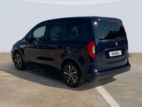 Usado Mercedes T180 116 CV (85 kW) 2024 Azul Monovolumen