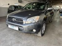 Usado Toyota RAV4 Executive 136 CV (100 kW) 2007 Gris / plata SUV
