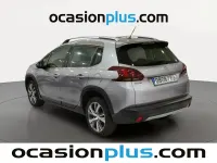 Usado Peugeot 2008 Allure 120 CV (88 kW) 2017 Gris SUV