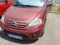 Usado Citroën C3 70 CV (51 kW) 2009 Rojo Berlina