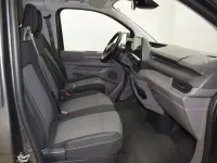 Usado VW Caravelle 150 CV (110 kW) 2025 Verde Van