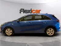 Usado Kia Ceed 136 CV (100 kW) 2023 Azul Utilitario
