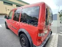 Usado Ford Transit Connect Ambiente 75 CV (55 kW) 2015 Rojo Monovolumen