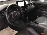 Używany Toyota C-HR Active 122 KM (89 kW) 2023 Czerwony SUV