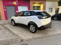 Usado Peugeot 3008 Active 130 CV (95 kW) 2021 Blanco SUV