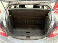 Usado Opel Corsa Cosmo 90 CV (66 kW) 2007 Gris / plata Utilitario
