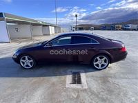 Usado Mercedes CLS320 224 CV (164 kW) 2005 Granate Berlina