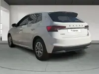 Usado Skoda Fabia 95 CV (69 kW) 2024 Blanco Utilitario