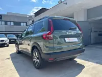Usado Dacia Jogger Expression 110 CV (80 kW) 2025 Blanco Monovolumen