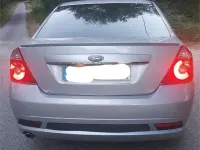 Usado Ford Mondeo Titanium X 155 CV (114 kW) 2005 Gris / plata Berlina