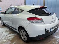 Usado Renault Mégane Dynamique 110 CV (80 kW) 2011 Blanco Berlina