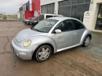 Usado VW Beetle 90 CV (66 kW) 2002 Gris Utilitario
