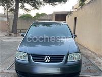 Usado VW Touran Trendline 100 CV (73 kW) 2004 Gris / plata Monovolumen