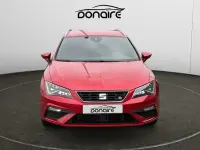 Usado Seat Leon FR 150 CV (110 kW) 2019 Rojo Familiar