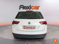 Usado VW Tiguan Edition 125 CV (91 kW) 2017 Blanco SUV