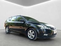 Usado Kia Ceed Active 128 CV (94 kW) 2011 Negro Utilitario